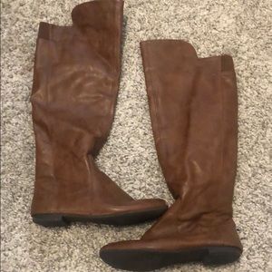 DONATING Knee high soft leather boots 👢